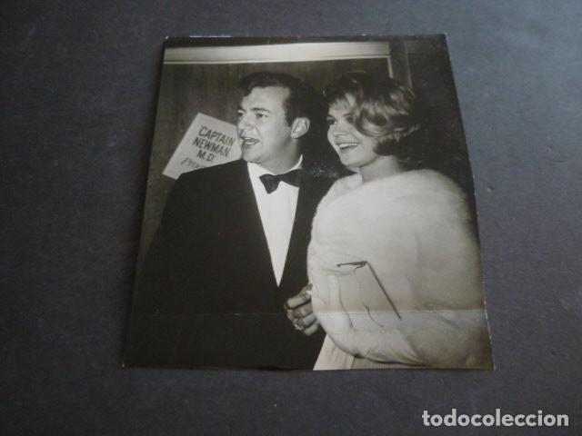 Cine: SANDRA DEE ACTRIZ CON BOBBY DARIN ANTIGUA FOTOGRAFIA 15 X 17 CM