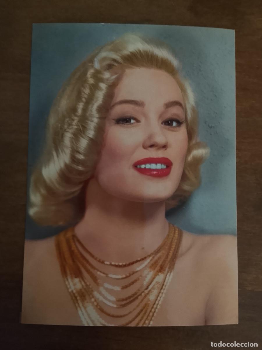 Cine: Postal de la actriz estadounidense Mamie van Doren