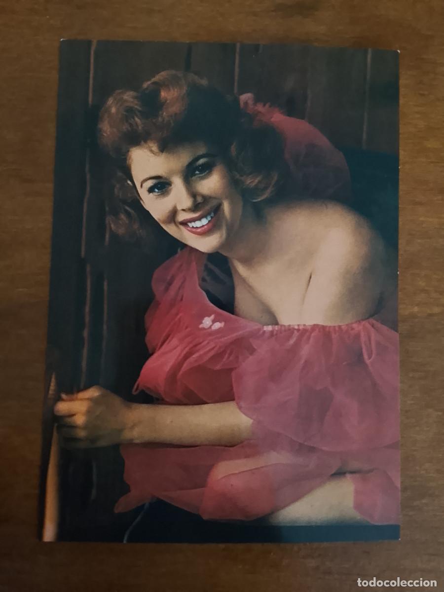 Cine: Postal de la actriz estadounidense Jill St. John