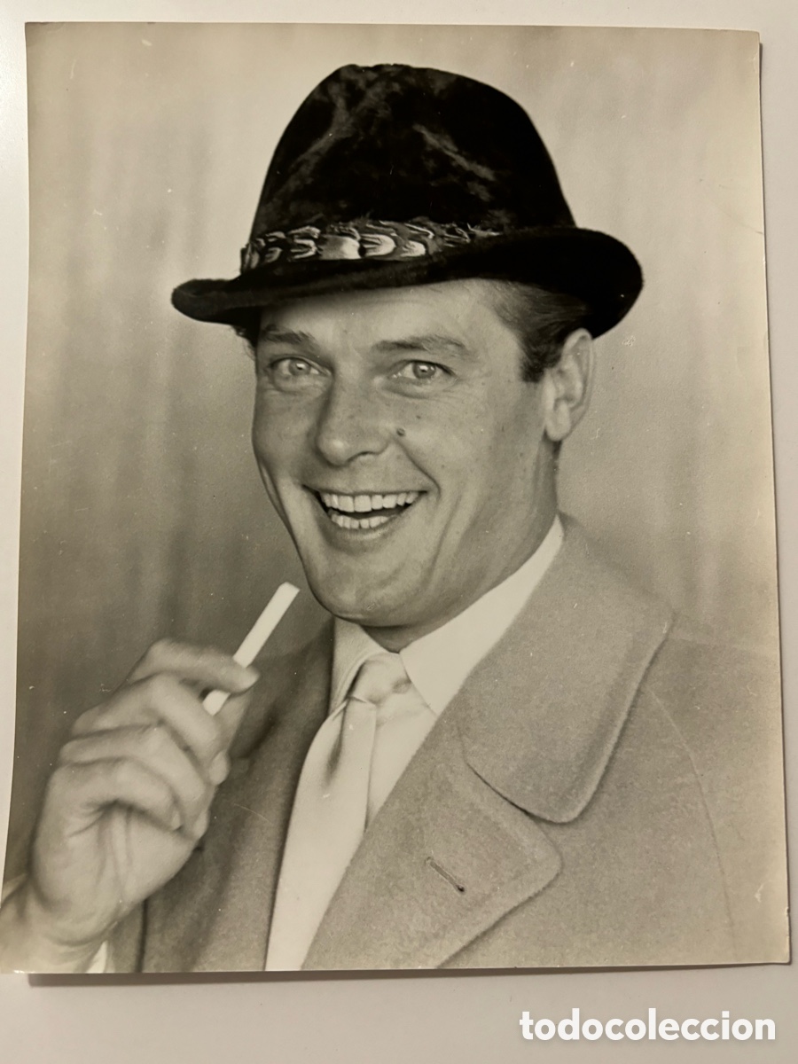 Cine: Foto original de Roger Moore
