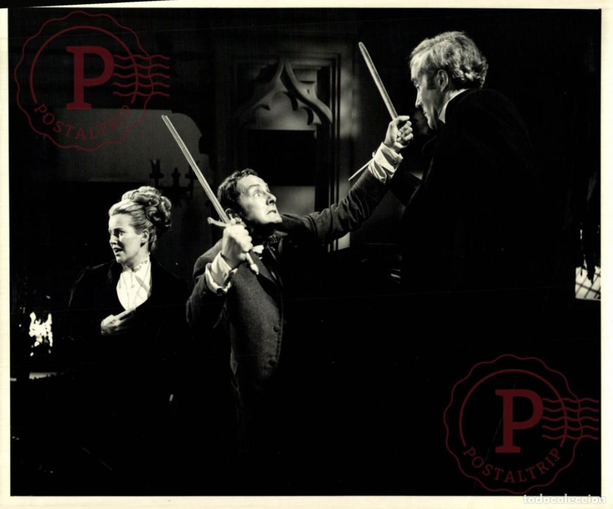 Cinema: Dracula Christopher Lee y Peter Cushing. CINE FILMS. ACTOR. ACTRESS +- 25X20cm