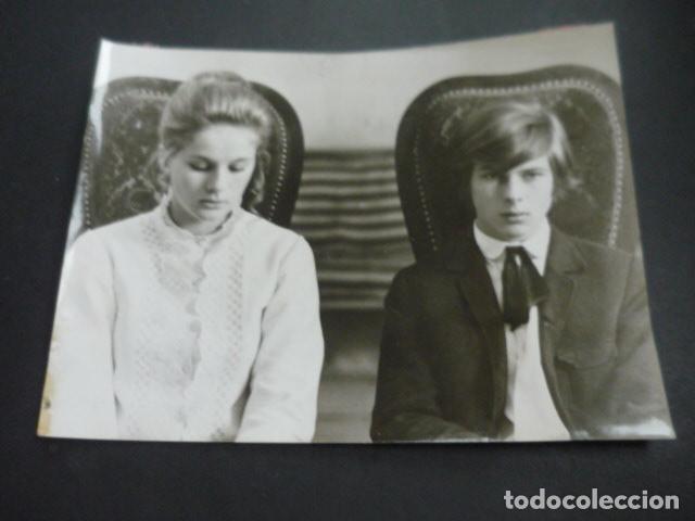 Cinema: DOMINIQUE SANDA EN ERSTE LIEBE ESCENA DE PELICULA ANTIGUA FOTOGRAFIA 18 X 24 CM