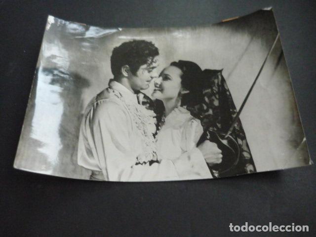 Cinema: TYRONE POWER EN EL SIGNO DEL ZORRO ESCENA DE PELICULA ANTIGUA FOTOGRAFIA 18 X 24 CM