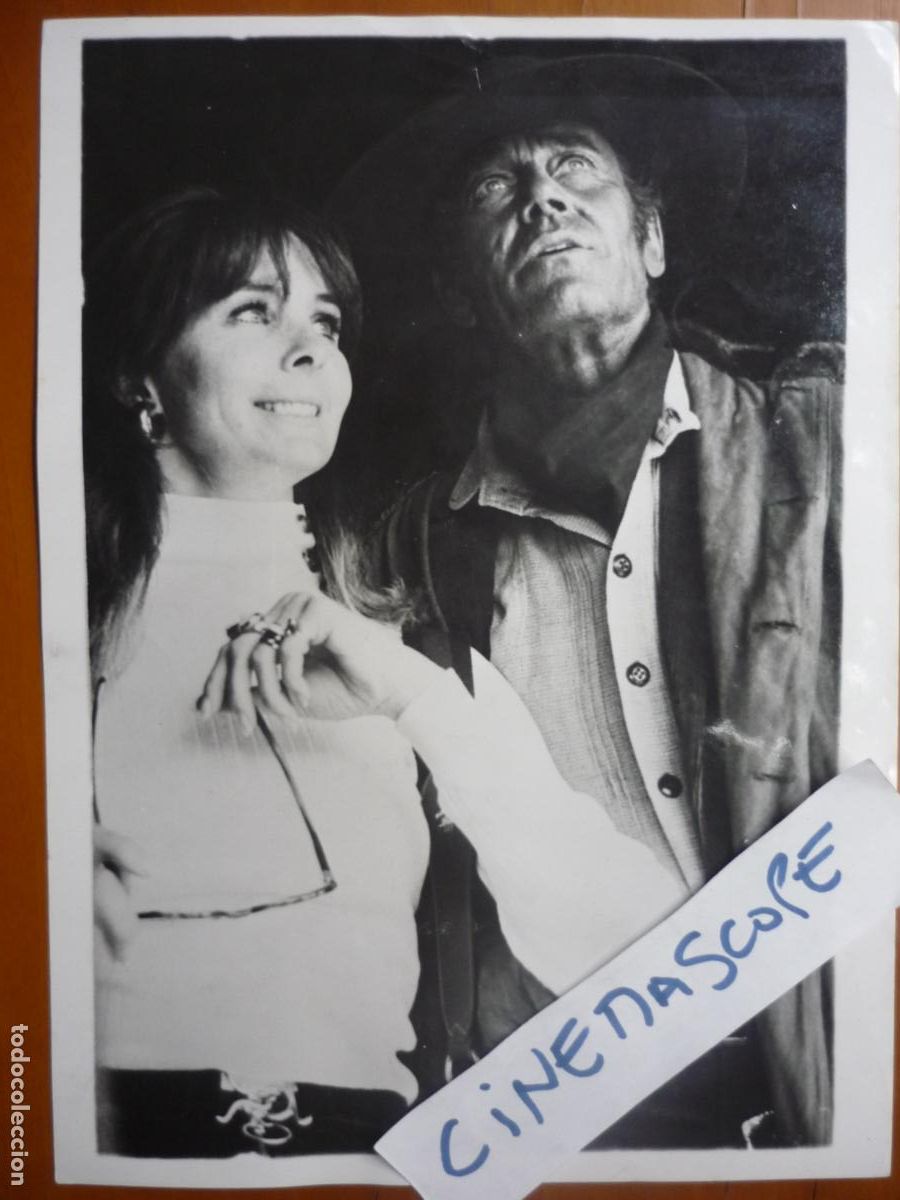 Kino: henry fonda - foto original b/n - hasta que llego su hora - descanso rodaje