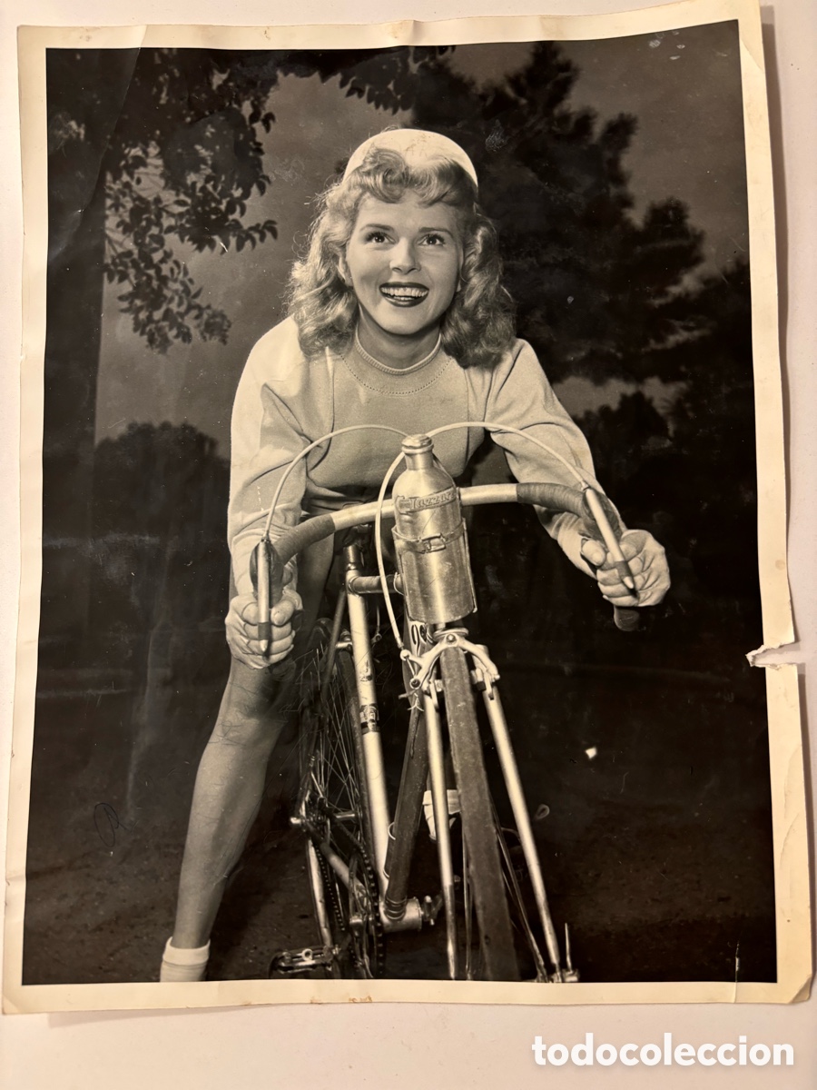 Cine: Foto original de Delia scala bellezas en bicicleta