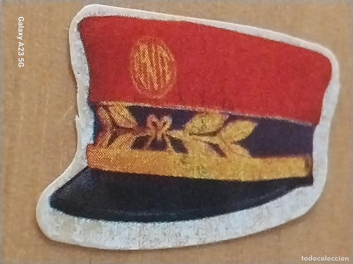 Cine: BIMBO AVENTURA DEL TREN A&Ntilde;O 1975 GORRA JEFE DE ESTACION CROMO 14 RECUPERADO 3.5CMS