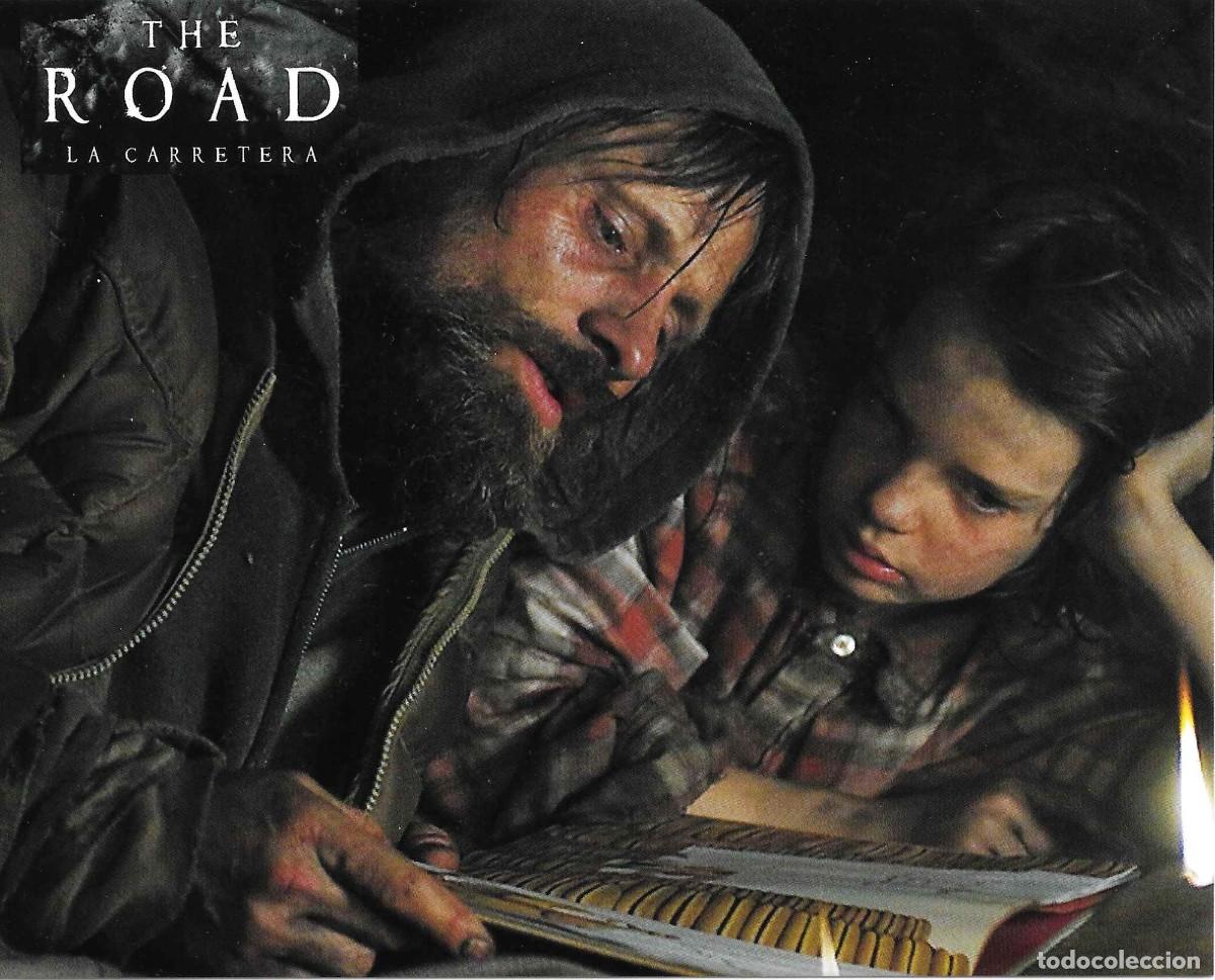 Cine: VIGGO MORTENSEN Y KOBI SMIT-MCPHEE - THE ROAD (LA CARRETERA) - JOHN HILLCOAT