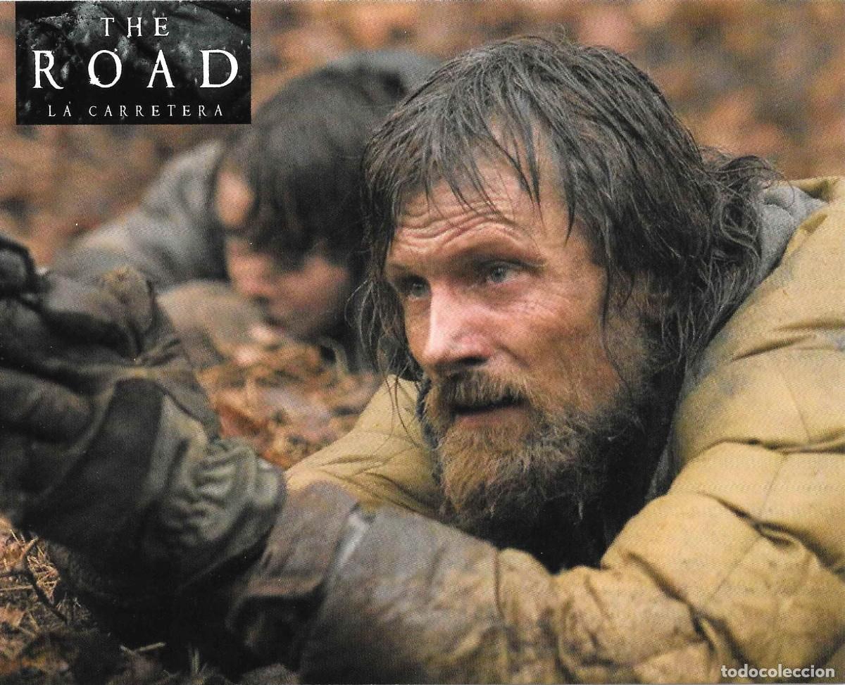 Cine: VIGGO MORTENSEN Y KOBI SMIT-MCPHEE - THE ROAD (LA CARRETERA) - JOHN HILLCOAT