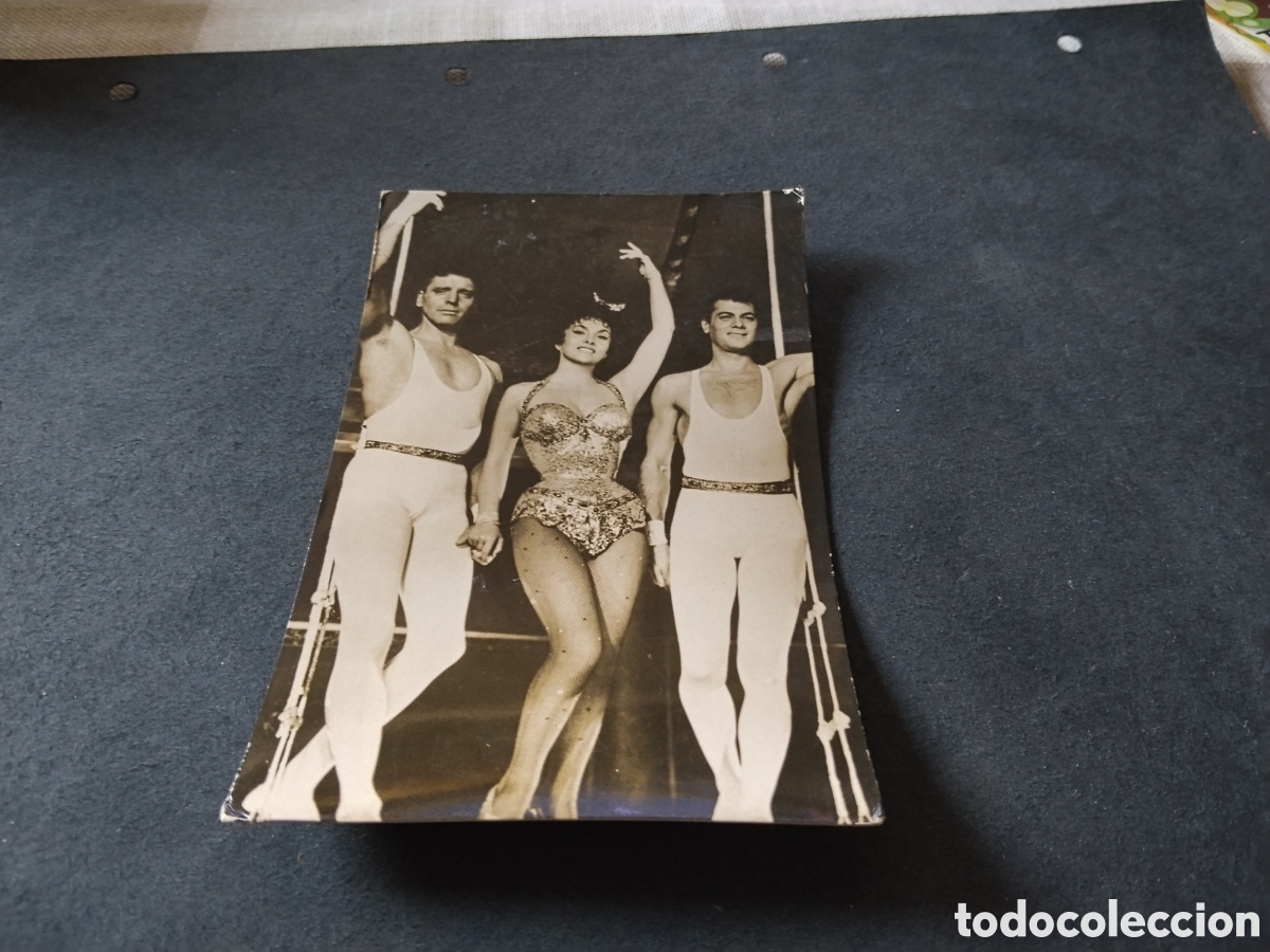 Cine: Postal Cine Gina lollobrigida,Burt Lancaster,Tony Curtis en Trapecio