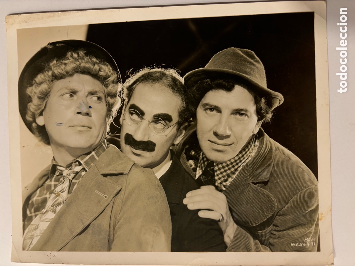 Cine: Foto original MGM de los hermanos Marx groucho chico y harpo
