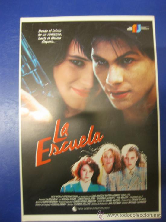 Cine: LA ESCUELA.WINONA RYDER-CHRISTIAN SLATER.GUIA PUBLICITARIA DOBLE DE LA PELICULA.
