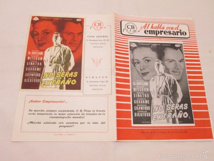 Cinema: NO SERAS UN EXTRA&Ntilde;O - OLIVIA DE HAVILLAND - CB FILMS AL HABLA CON EL EMPRESARIO