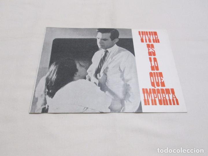 Cine: VIVIR ES LO QUE IMPORTA - FREDRIC MARCH - CB FILMS