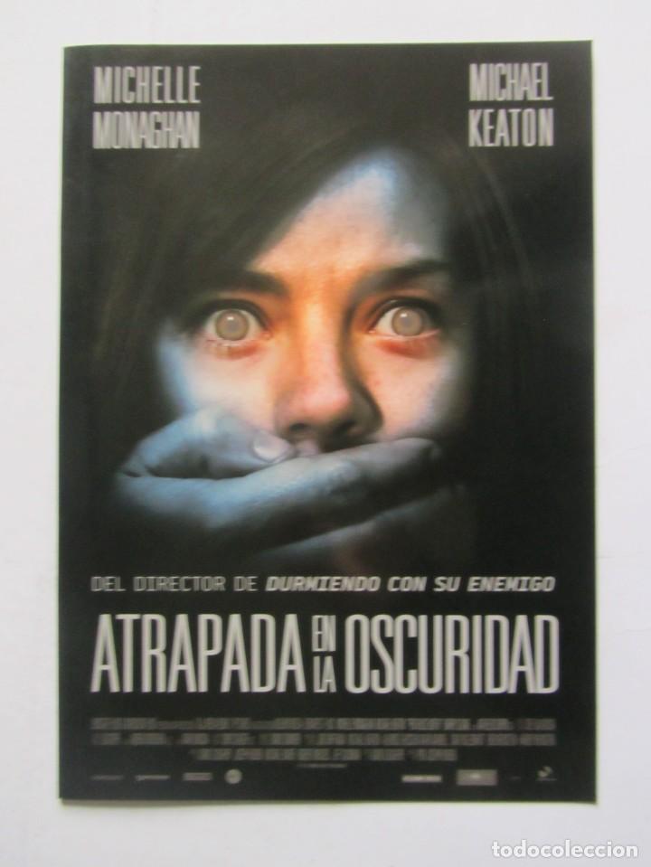Cin&eacute;ma: ATRAPADA EN LA OSCURIDAD. GU&Iacute;A ORIGINAL DOBLE DE LA PEL&Iacute;CULA.50 GU&Iacute;AS A 70 EUROS. 100 A 120 EUROS.