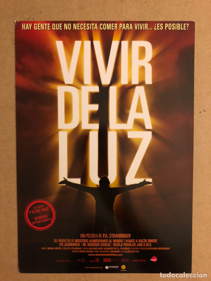 Cinema: VIVIR DE LA LUZ (P.A. STRAUBINGER). GU&Iacute;A PROMOCIONAL DE LA PEL&Iacute;CULA, IDEAL PARA ENMARCAR.