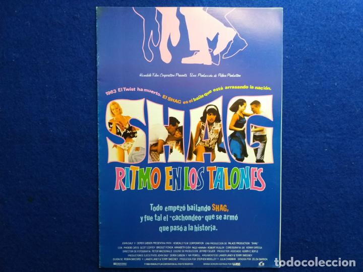 Kino: GUIA: Shag ritmo en los talones. Con: Phoebe Cates, Bridget Fonda, Scott Coffey.