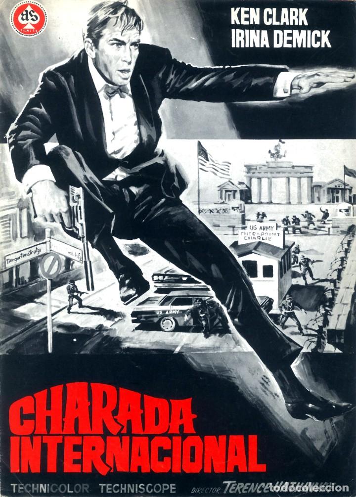 Cine: CHARADA INTERNACIONAL GU&Iacute;A ORIGINAL DOBLE CON FOTOS DE SU ESTRENO EN ESPA&Ntilde;A KEN CLARK IRINA DEMICK
