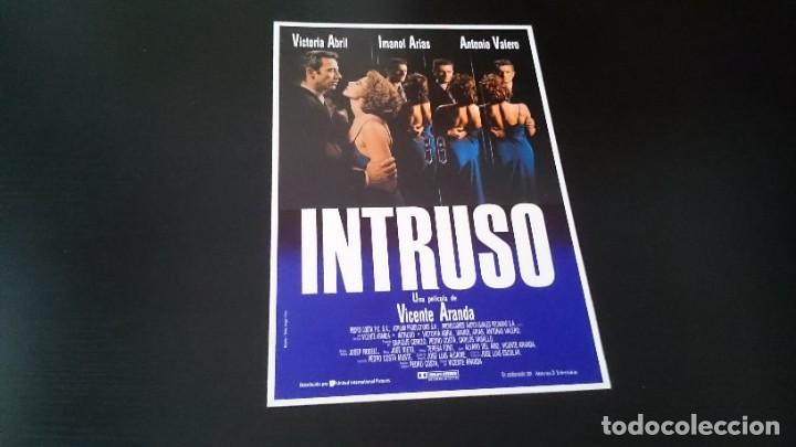 Cine: GU&Iacute;A PUBLICITARIA INTRUSO - CINE ESPA&Ntilde;OL - VICTORIA ABRIL IMANOL ARIAS ANTONIO VALERO