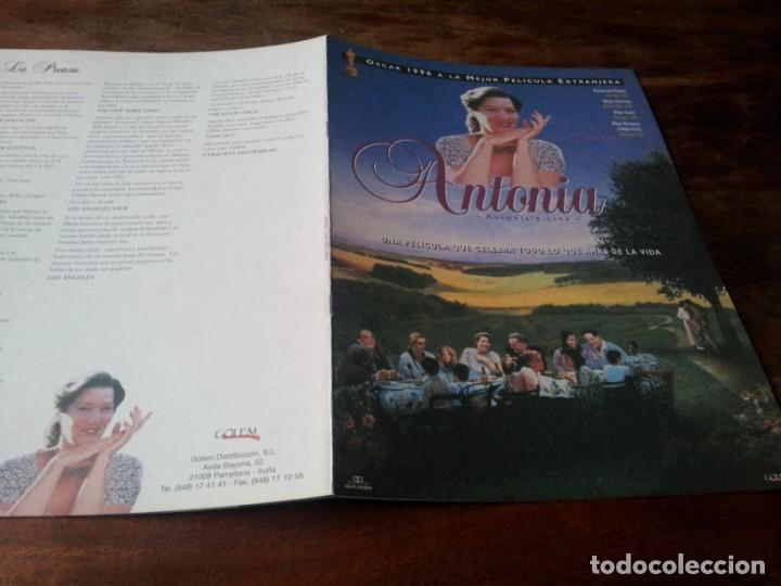 Cine: Antonia - Willeke van Ammelrooy, Jan Decleir, Marleen Gorris - guia original golem 1995