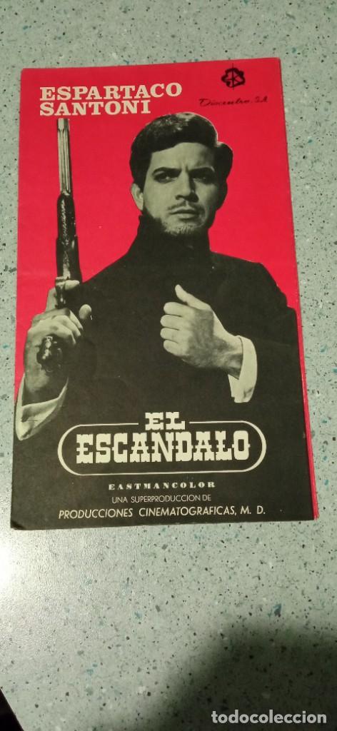 Cine: GUIA DE CINE EL ESCANDALO CON ESPARTACO SANTONI SE ABRE Y QUEDA EN 4 PAGINAS