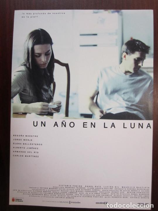 Cine: Un a&ntilde;o en la luna - guia publicitaria original - Bego&ntilde;a Maestre Jorge Monje Elena Ballesteros