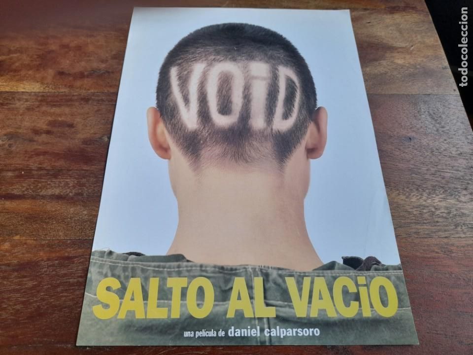 Kino: Salto al vac&iacute;o - Najwa Nimri, Ion Gabella, Karra Elejalde, Calparsoro - guia original cinemussy 1995
