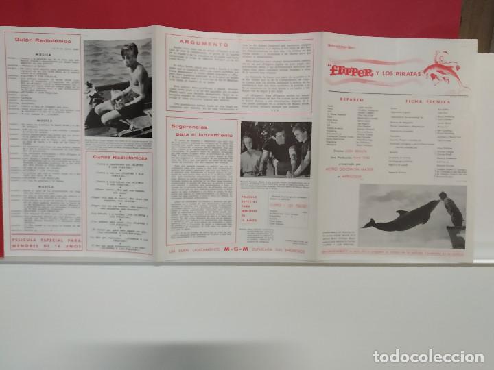 Cinema: Flipper y los piratas.Luke Halpin, Pamela Franklin, Helen Cherry, Tom Helmore. GUIA TRIPTICA