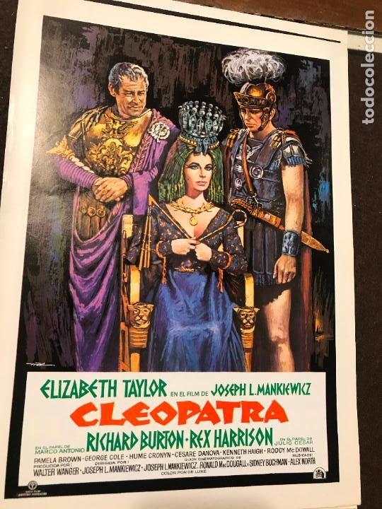 Cine: cartelito ficha pelicula Cleopatra Elizabeth Taylor mide 30 x 22 cms Regia Films 1975