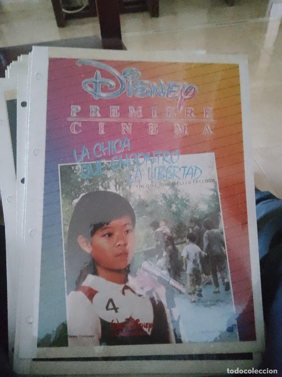 Kino: La chica que encontr&oacute;,la libertad,Mini cartel de revista a&ntilde;os 80 90 est&aacute; pegado en carton