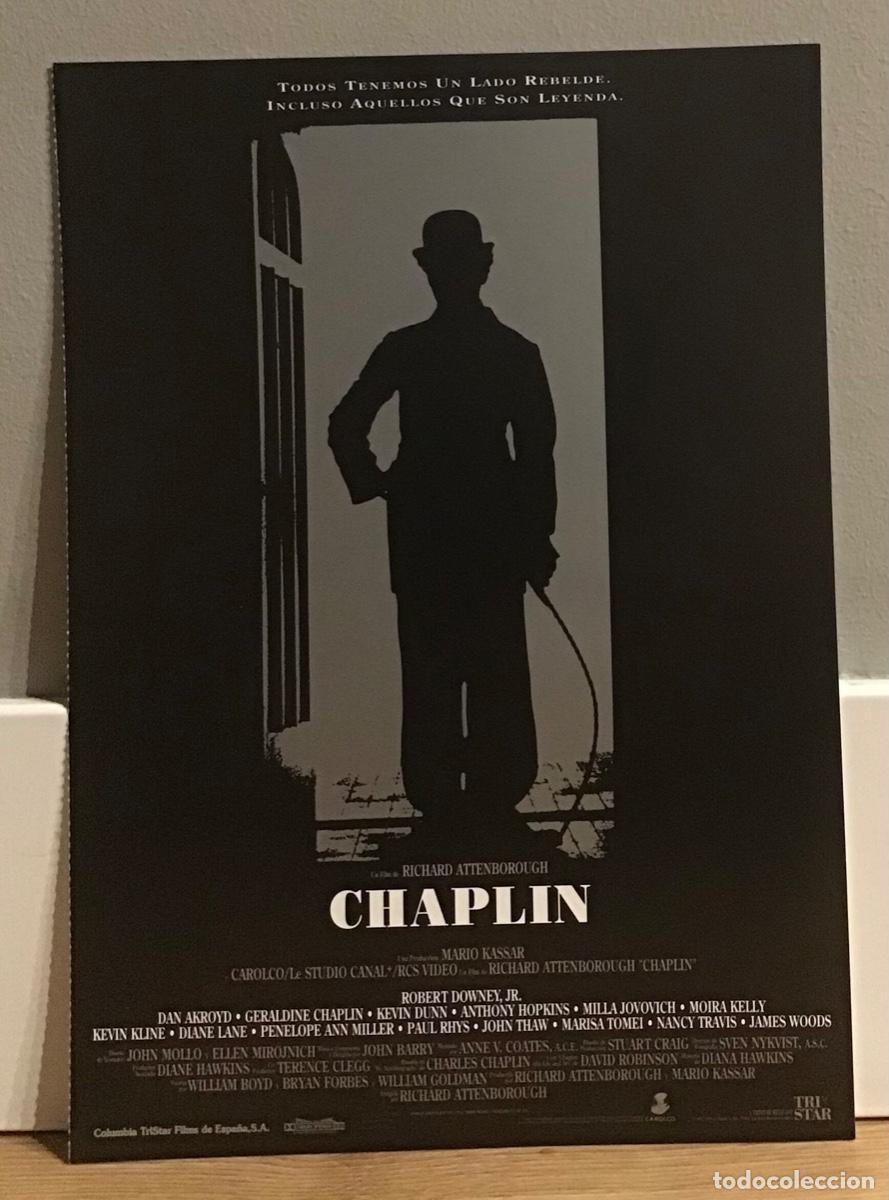 Cine: Chaplin. Mini cartel promocional de cine. 1992. 21 x 30 cms.