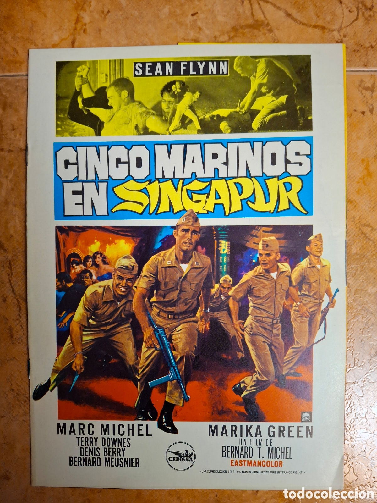 Cinema: Cinco marinos de singapur