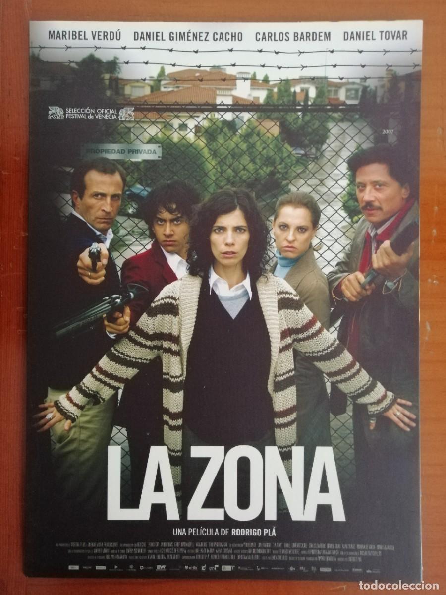 Kino: G6871 LA ZONA-TRIPLE