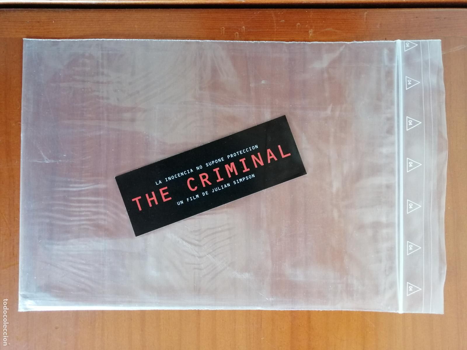 Cine: G10421 THE CRIMINAL-PLEGADO EN CUATRO PARTES-TARJETA CARTONES SUELTAS EN FORRO DE PLASTICO
