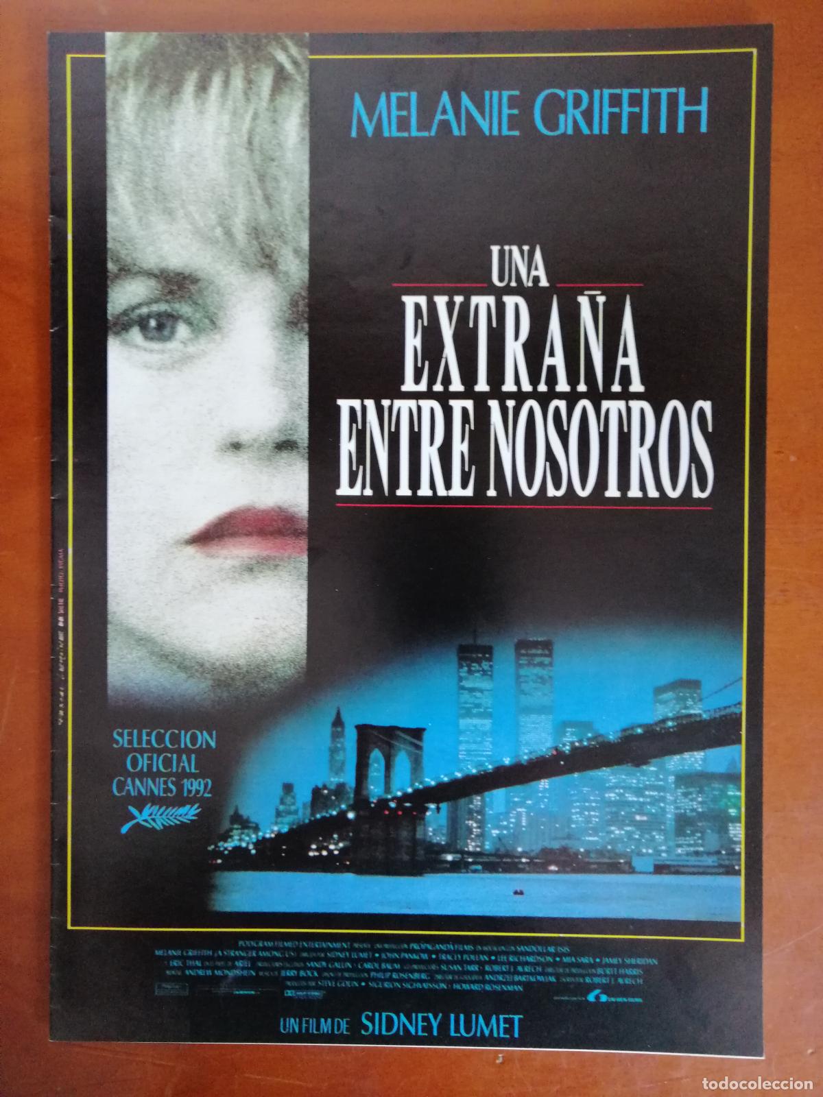 Cine: G11118 UNA EXTRA&Ntilde;A ENTRE NOSOTROS-LIBRO 8 PAGINAS