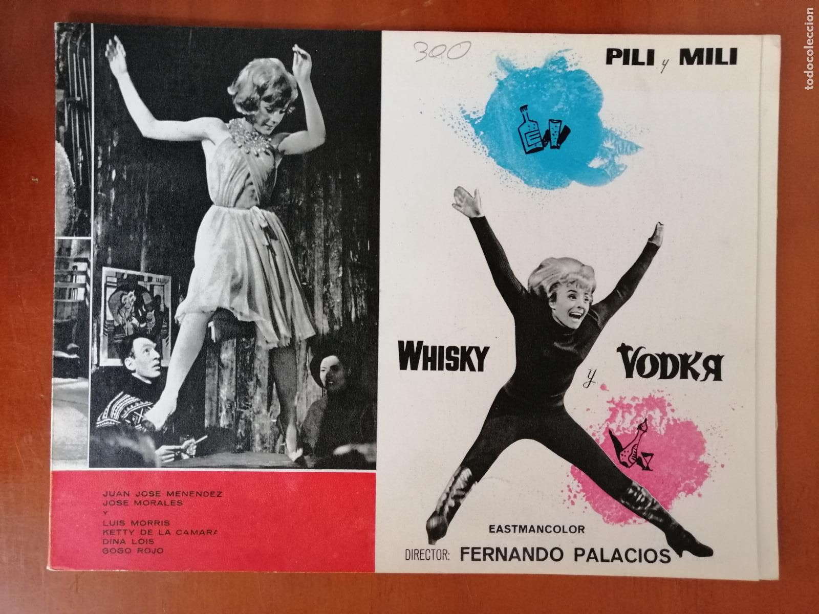 Cine: G11465 WHISKY Y VODKA-DOBLE-EN BLANCO PAGINAS CENTRALES