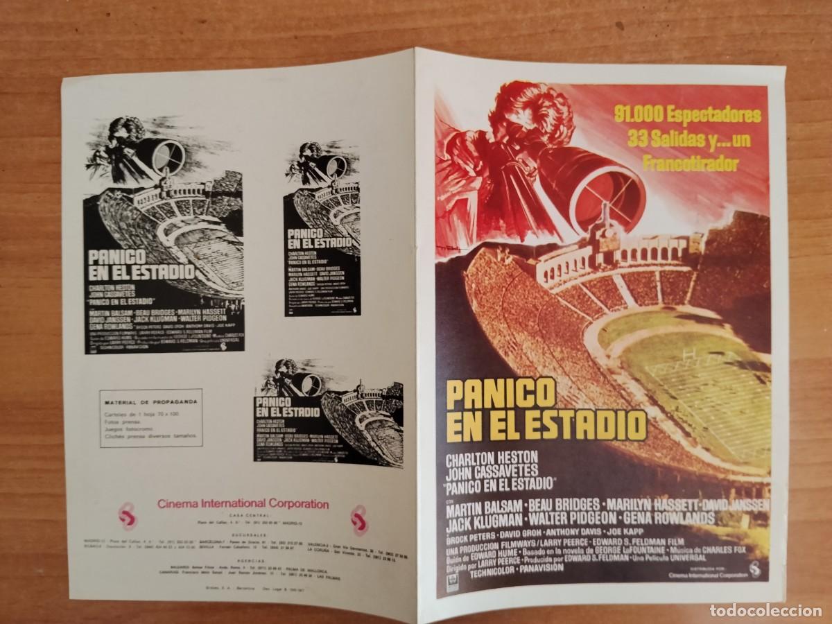 Cine: G33--GUIA DE LA PELICULA---PANICO EN EL ESTADIO