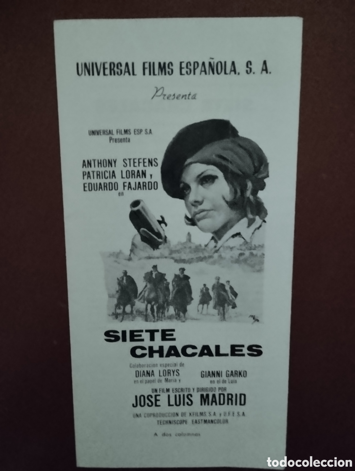 Cine: GUIA TR&Iacute;PTICO - SIETE CHACALES
