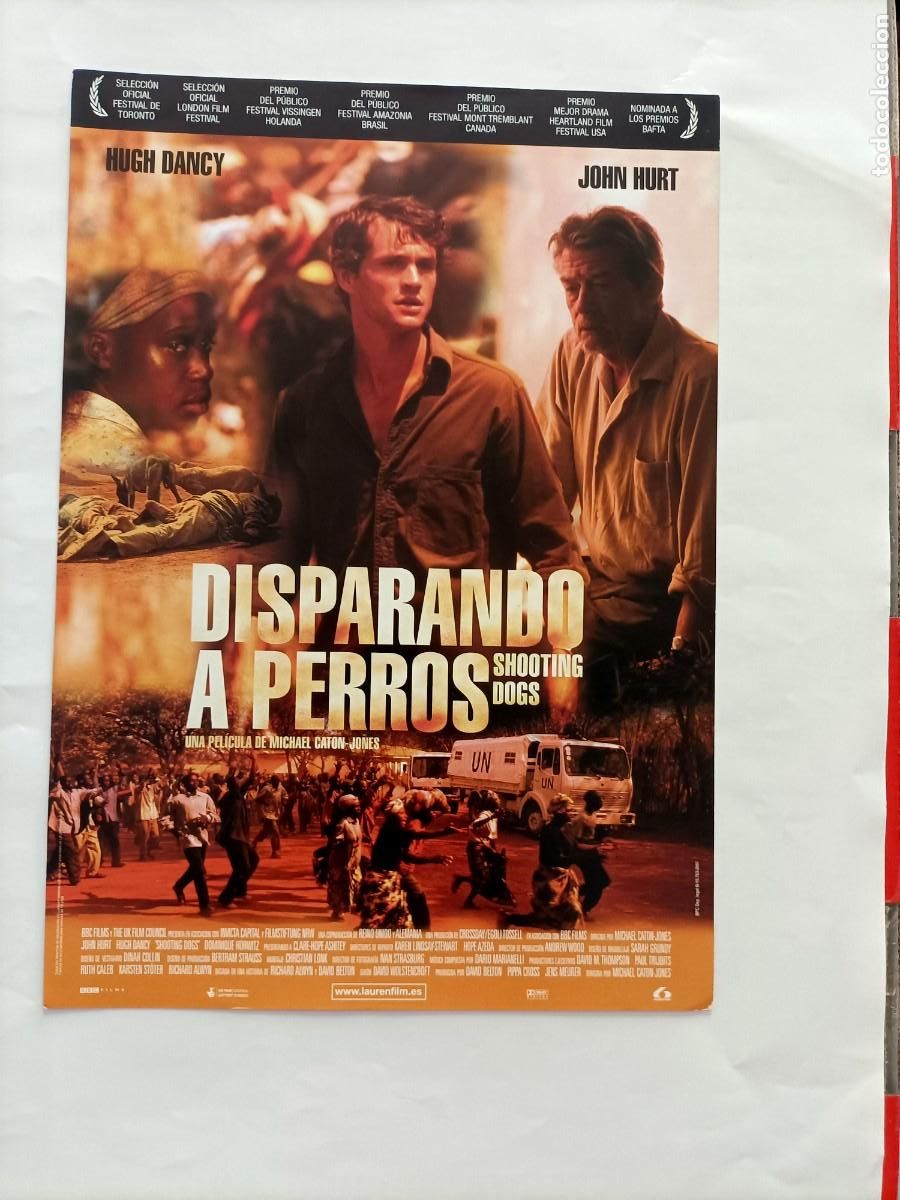Cine: CARTEL Y FICHA 1 P&Aacute;GINA A DOBLE CARA PEL&Iacute;CULA. DISPARANDO A PERROS. (SHOOTING DOGS)