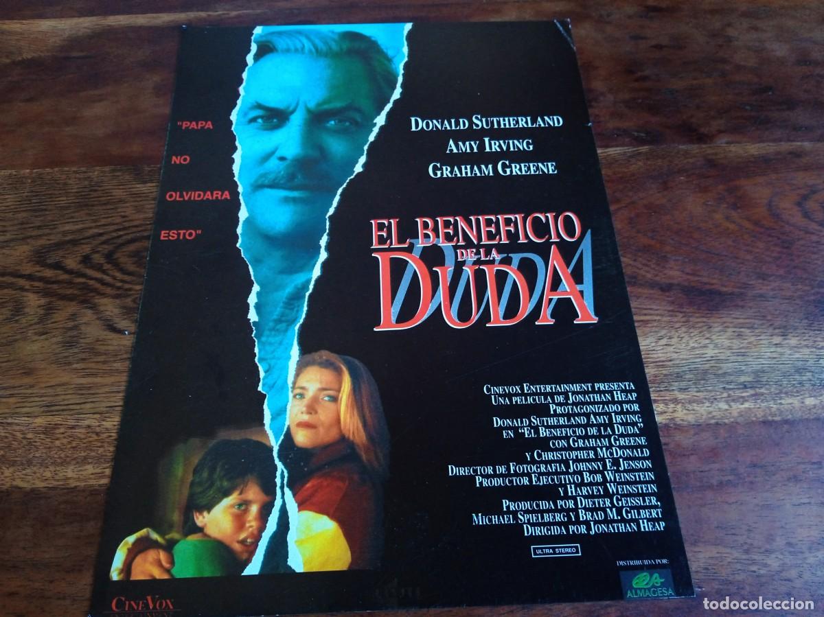 Cine: El beneficio de la duda - Donald Sutherland, Amy Irving, Graham Greene - Guia original Almagesa 1993
