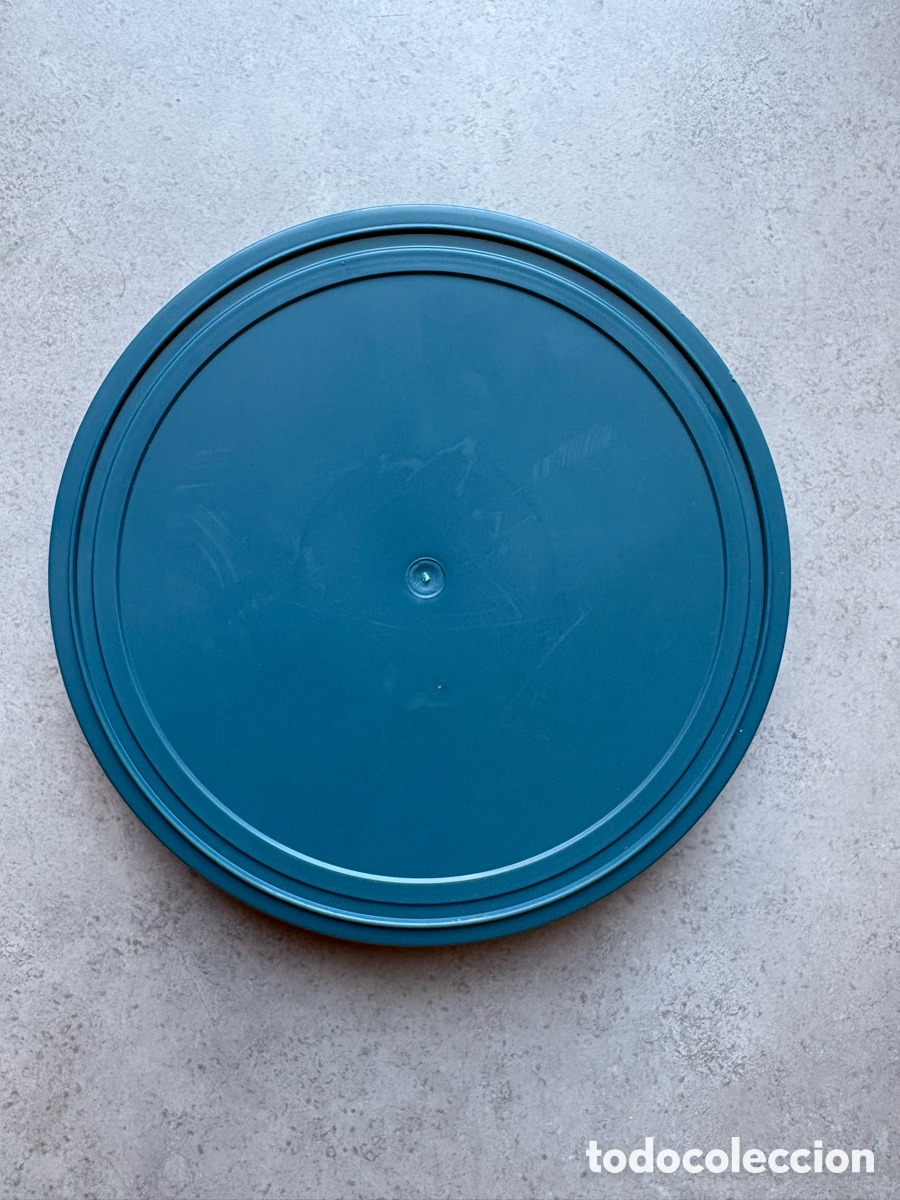 Cine: Caja lata envase para rollo de pel&iacute;cula de 16mm de pl&aacute;stico con capacidad para 120 metros