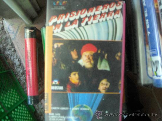 Cine: PRISIONEROS EN LA TIERRA / beta - Foto 1