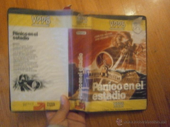 Cine: PANICO EN EL ESTADIO -BETA - Foto 1
