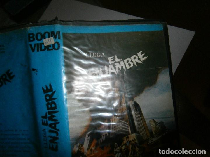 Cine: LLEGA EL ENJAMBRE / BETA - Foto 3