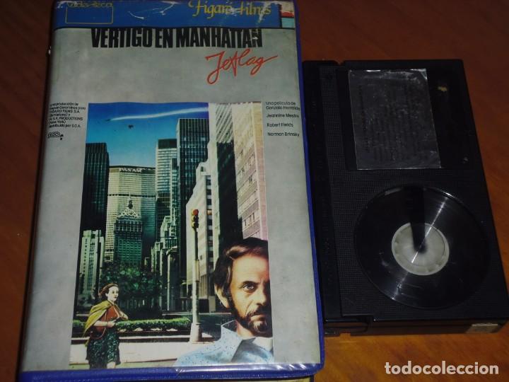 Cine: VERTIGO EN MANHATTAN / JET LAG - BETA - Foto 1