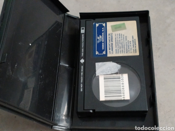 Cine: LA IMPORTANCIA DE LLAMARSE ERNESTO - BETA - Foto 2