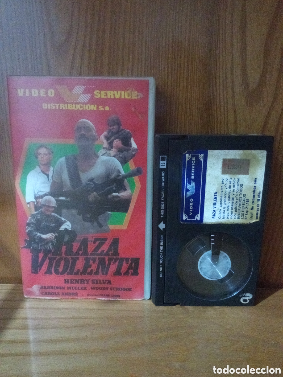Cine: RAZA VIOLENTA PEL&Iacute;CULA BETA. HENRY SILVA - Foto 3