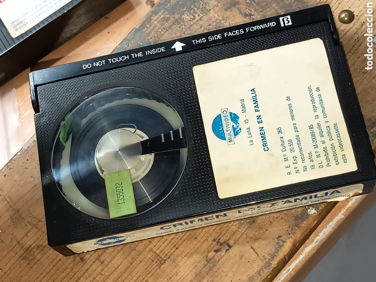 Cine: Crimen en familia. Pel&iacute;cula en v&iacute;deo betamax