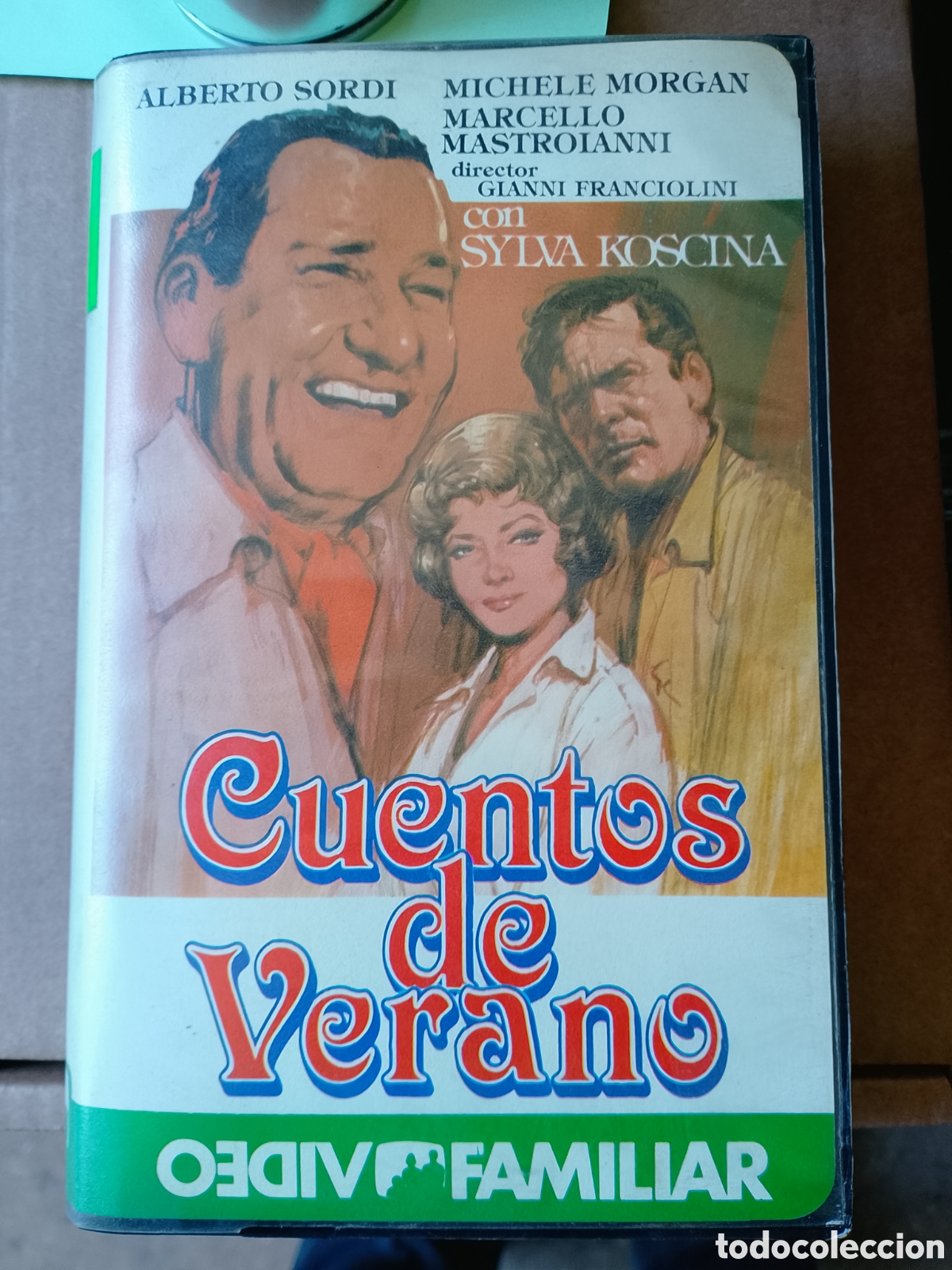 Cine: Antigua cinta casete pel&iacute;cula beta betamax cuentos de verano