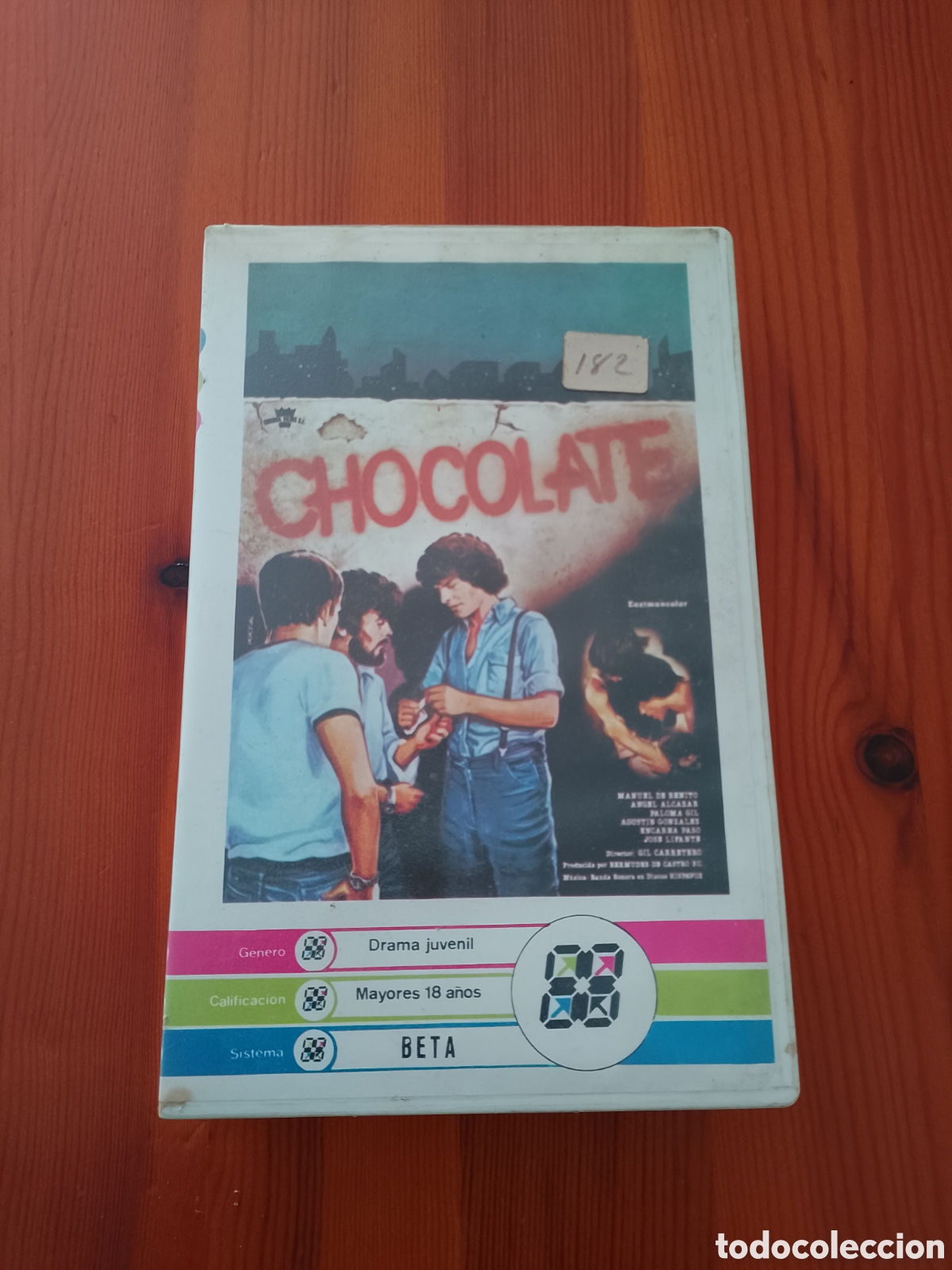 Cine: Pel&iacute;cula antigua chocolate beta betamax