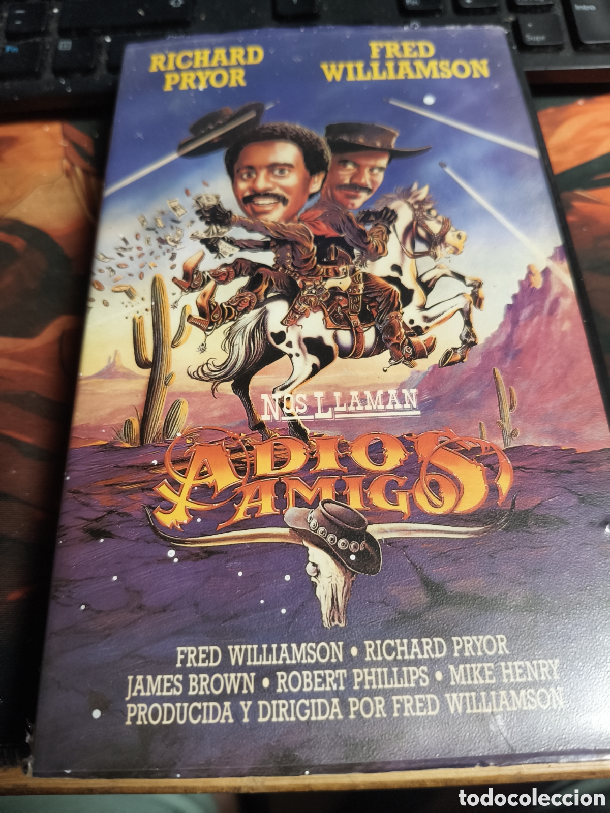 Cine: Nos llaman adi&oacute;s amigos Beta